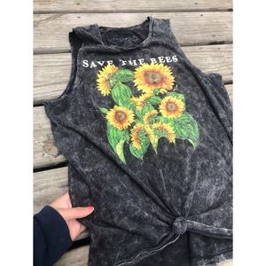 “Save The Bees” summer shirt! ☀️